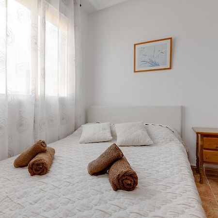 Apartment Ramon Gallud 204 Torrevieja Bagian luar foto