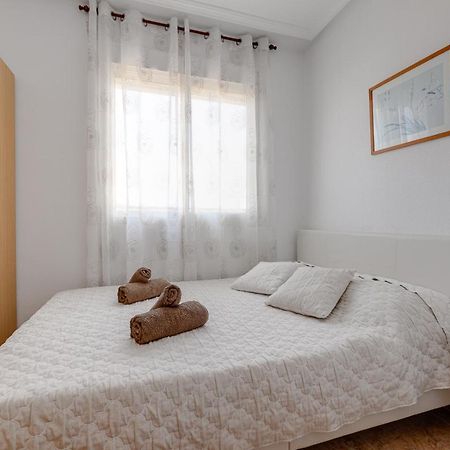 Apartment Ramon Gallud 204 Torrevieja Bagian luar foto