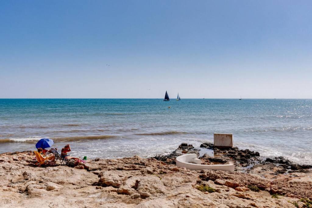 Apartment Ramon Gallud 204 Torrevieja Bagian luar foto