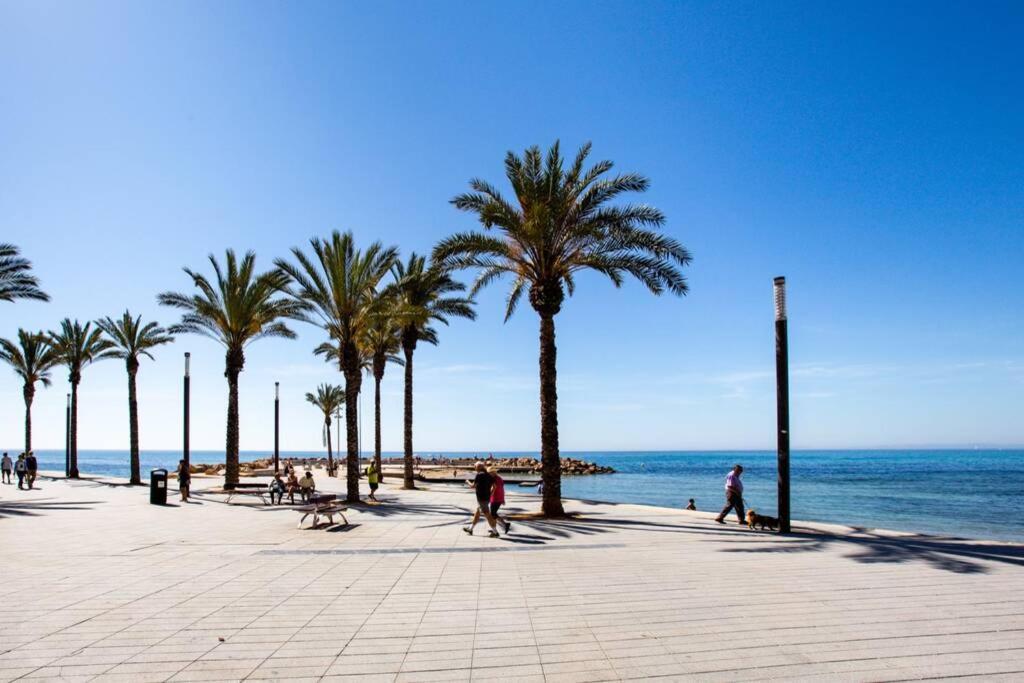 Apartment Ramon Gallud 204 Torrevieja Bagian luar foto