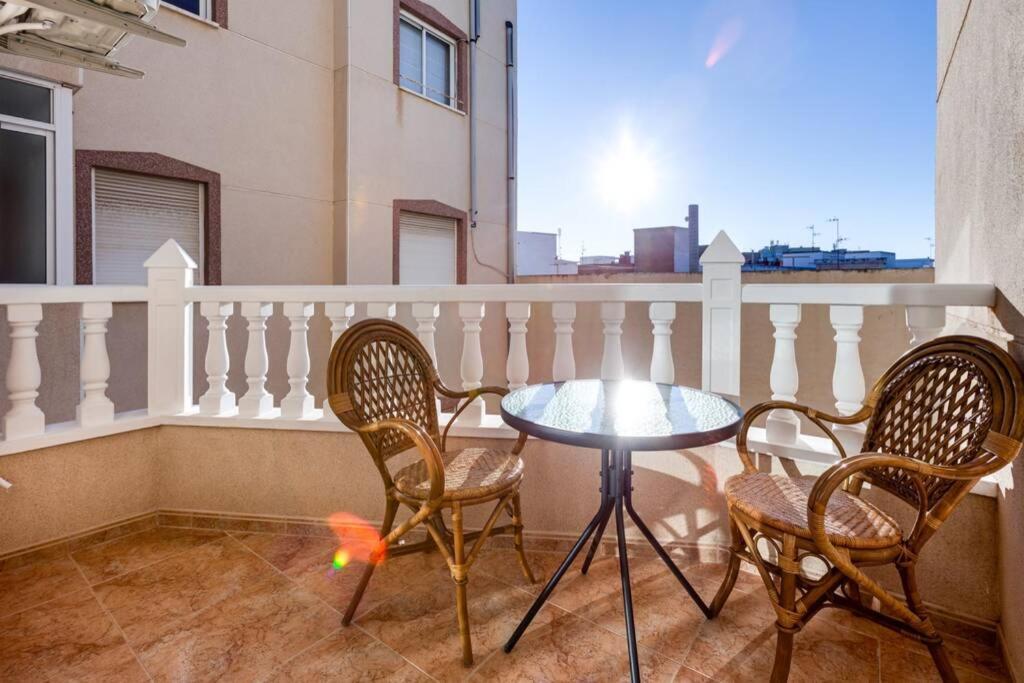 Apartment Ramon Gallud 204 Torrevieja Bagian luar foto