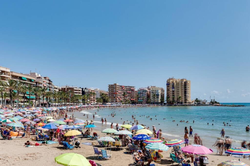 Apartment Ramon Gallud 204 Torrevieja Bagian luar foto